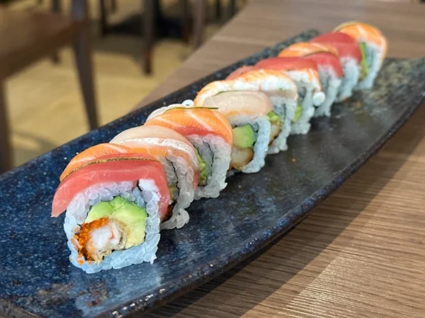 料理：独創性と品質を両立したイサオの巻き寿司