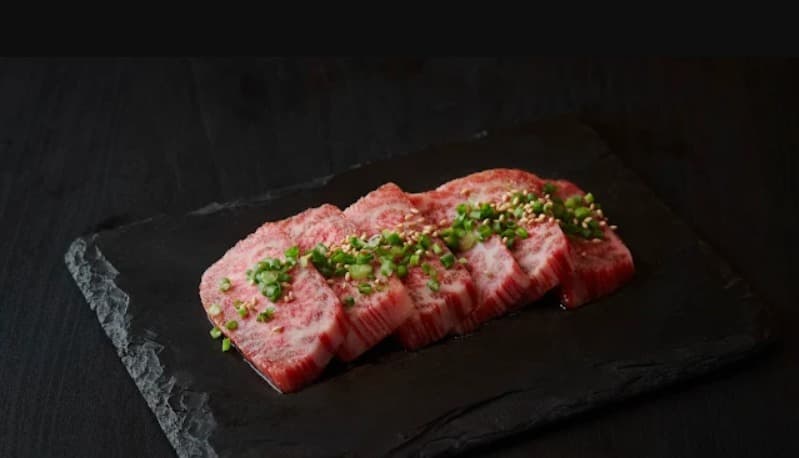 料理：バンコクでも味わえる焼肉ホルモン がるしあ YAKINIKU GARCIAの黒毛和牛上カルビ