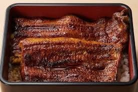 料理：炭火焼源 エカマイで人気の鰻メニュー