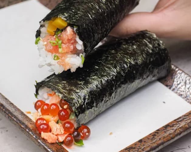 料理：海鮮も楽しめるONiGiRi Labの手巻き寿司