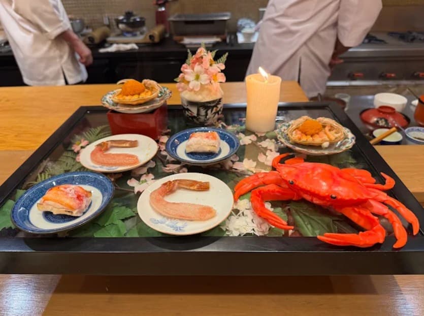料理：見た目のインパクトもある割烹 智の蟹料理