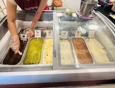 Jepang Grilled Butter Ice Creamのアイスクリームショーケース