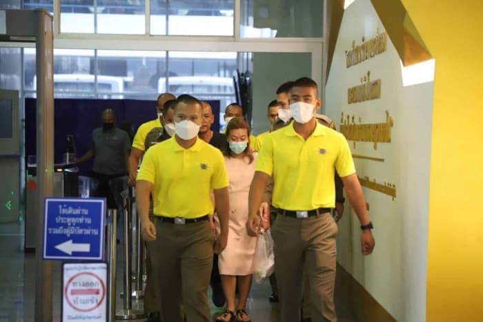 エームシアニウム、無罪判決受ける