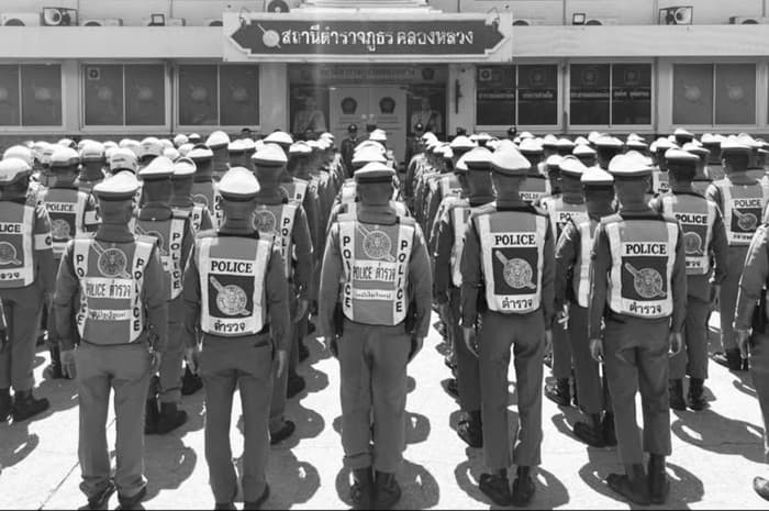 パトゥムターニー警察署長、贈収賄疑惑で異動