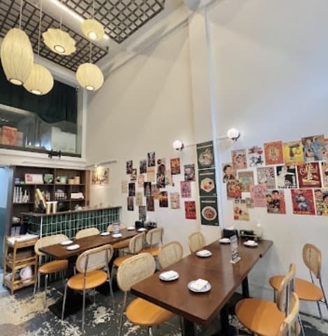 Kowloon Diner 九龍冰室の店内