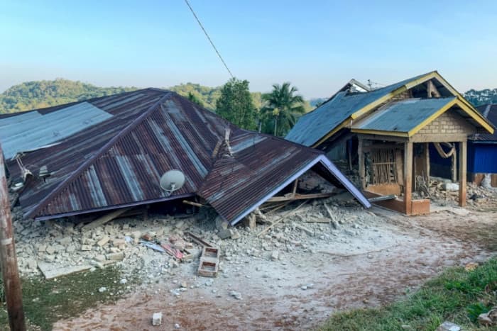 インドネシアで地震、40名以上の犠牲者