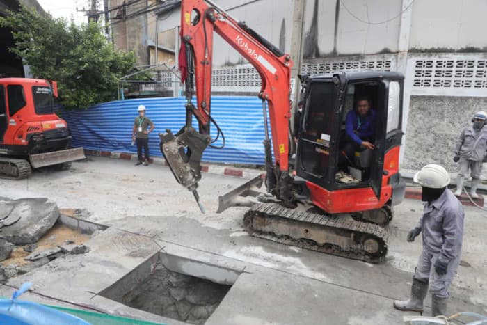 クロンテーイ地区の油残留物、現状維持