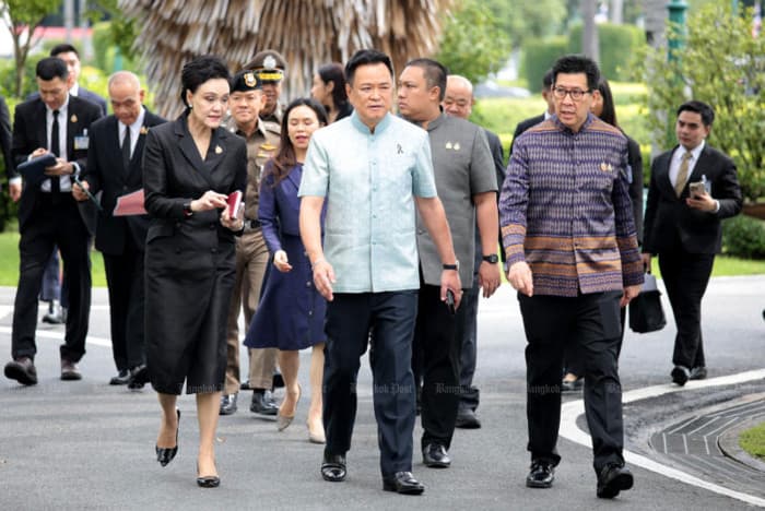 アヌティン首相、与党の姿勢を強調